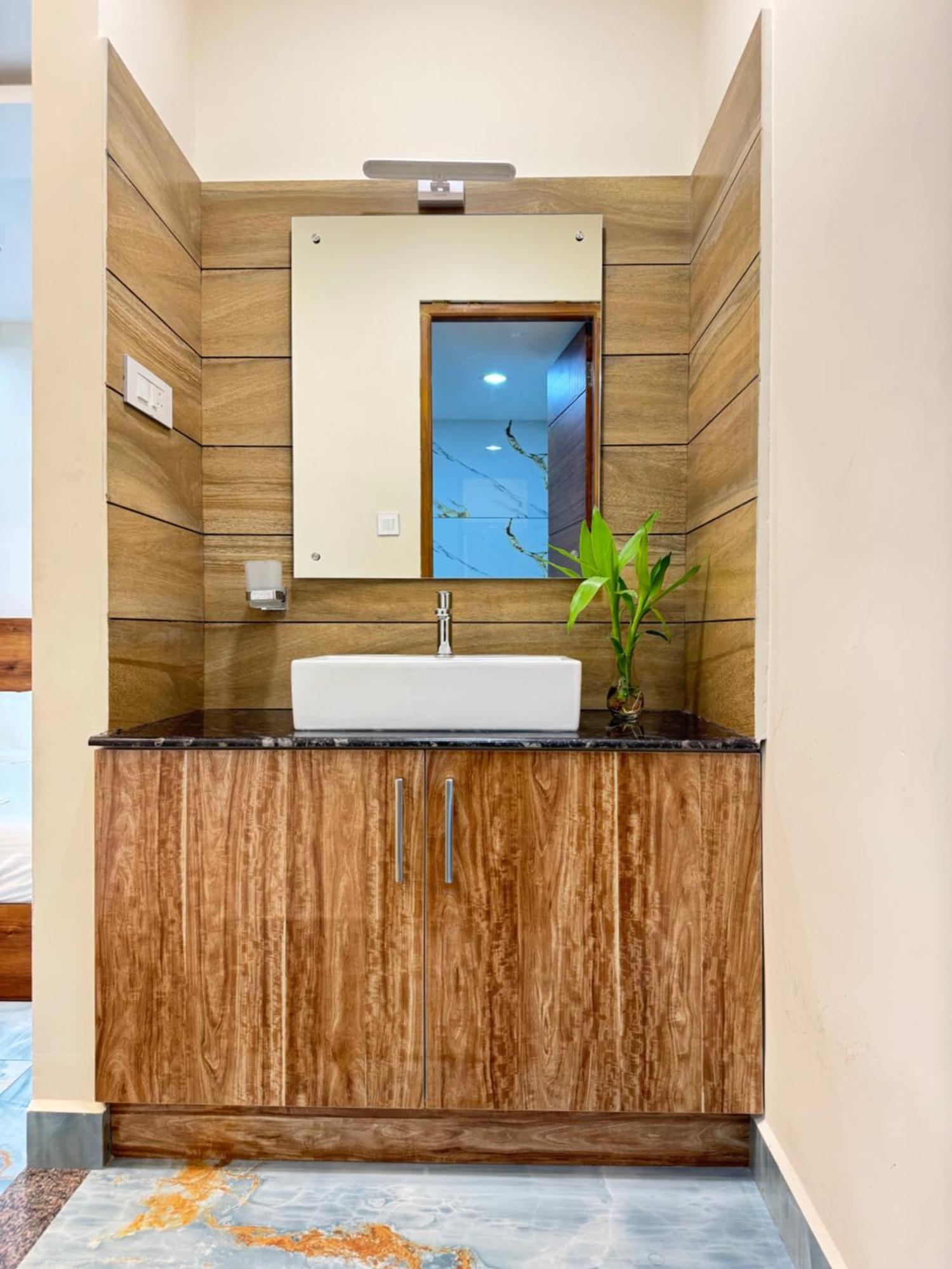 Krishnakripa Premium Residency Hotel Kochi Exterior foto